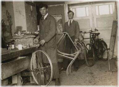 fietsenmakerij Van Zwet, Zoutmanstraat 34, Den Haag